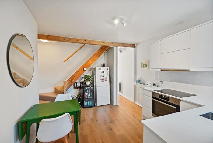 2 Bedroom End Of Terrace House For Sale In Carberry Road, Crystal Palace, London, SE19