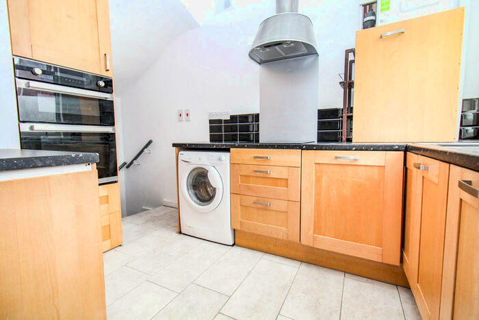 3 Bedroom Terraced House To Rent In Beechwood Terrace, Burley, LS4