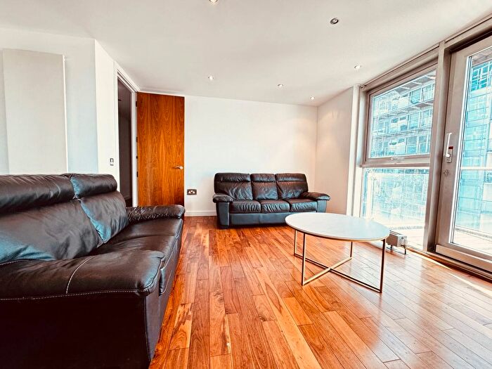 2 Bedroom Flat To Rent In The Edge, Clowes Street, M3
