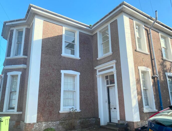 2 Bedroom Flat To Rent In St Margrets Road, St Marychurch, Torquay, TQ1