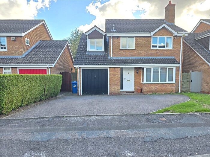 4 Bedroom Detached House For Sale In Marrick, Wilnecote, Tamworth, Staffordshire, B77