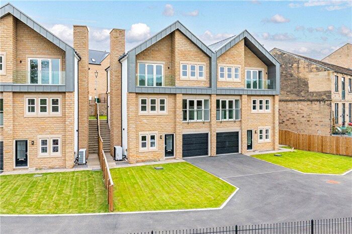 4 Bedroom Semi-Detached House For Sale In Wharfe View, Burley In Wharfedale, Ilkley, West Yorkshire, LS29