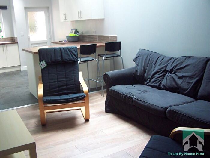 5 Bedroom Terraced House To Rent In Dawlish Road, Birmingham, B29