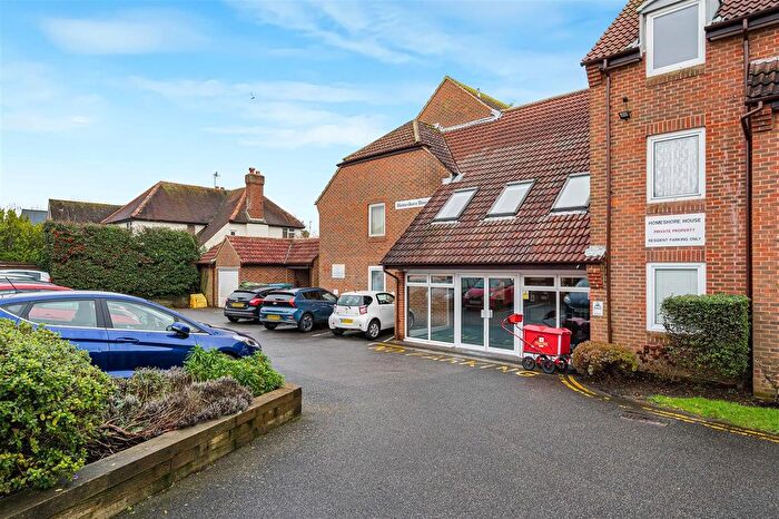 1 Bedroom Flat For Sale In Sutton Road, Seaford, BN25