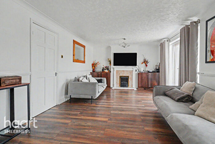 5 Bedroom Detached House For Sale In Waverley Avenue, Sheerness, ME12