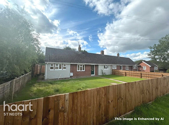 2 Bedroom Semi-Detached Bungalow For Sale In Statfold Green, Warboys, PE28