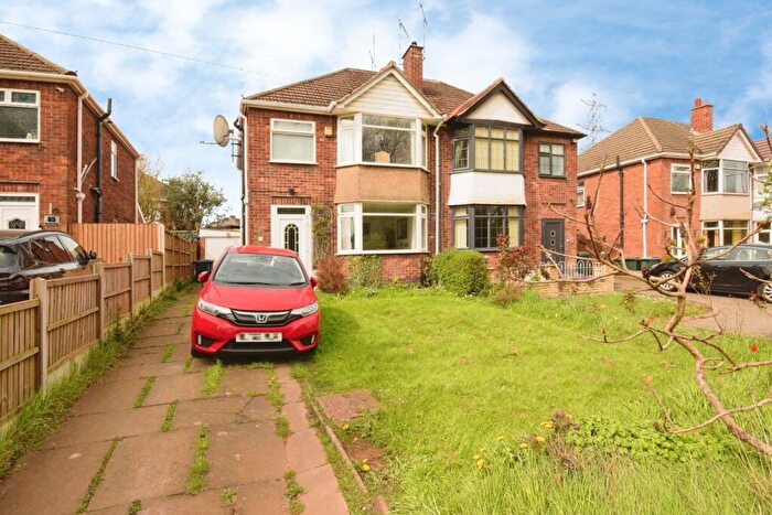 3 Bedroom Semi Detached House For Sale In Bennetts Road, Keresley End, Coventry, CV7