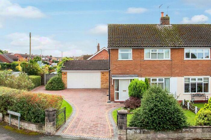 3 Bedroom Semi-Detached House To Rent In Greenacres Road, Congleton, CW12