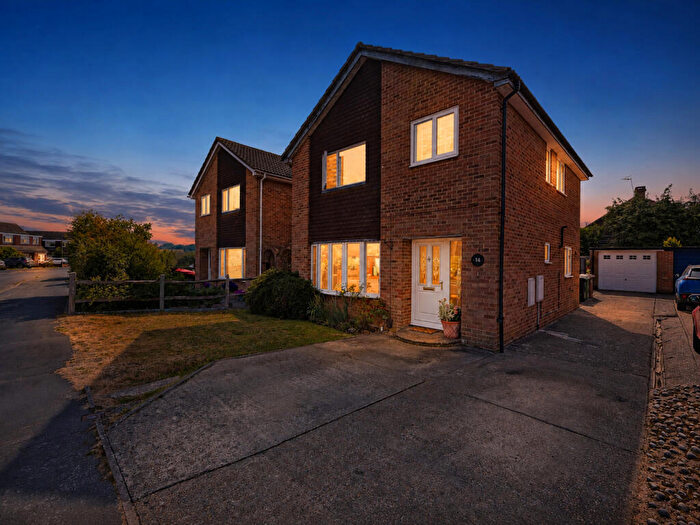 4 Bedroom Detached House For Sale In Ref: Sb - Poynes Road, Horley, RH6