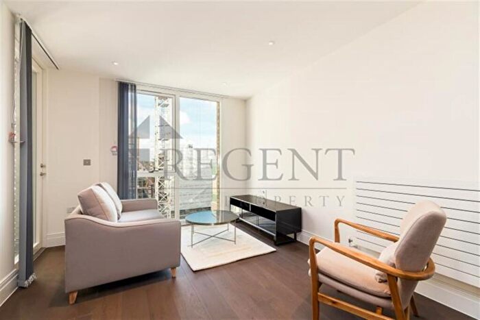 1 Bedroom Apartment To Rent In Hamond Court, Queenshurst Square, KT2