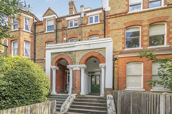 1 Bedroom Flat To Rent In Abbeville Road, London, SW4