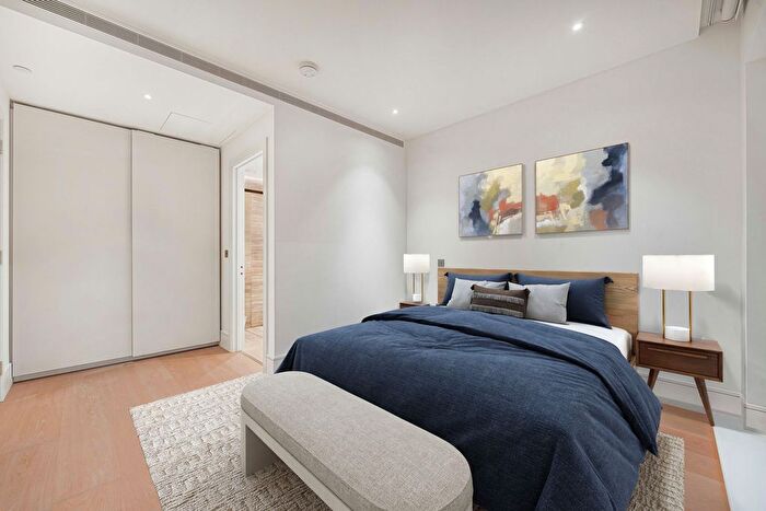 4 Bedroom Property To Rent In Cascade Way, London, W12