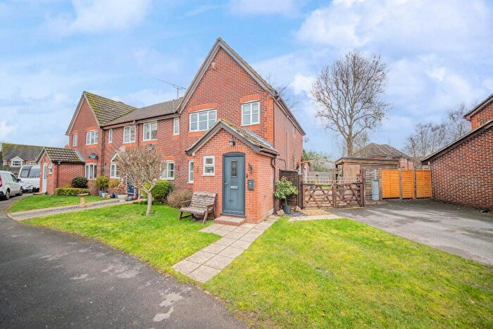 3 Bedroom End Of Terrace House For Sale In Ash Close, Colden Common, SO21
