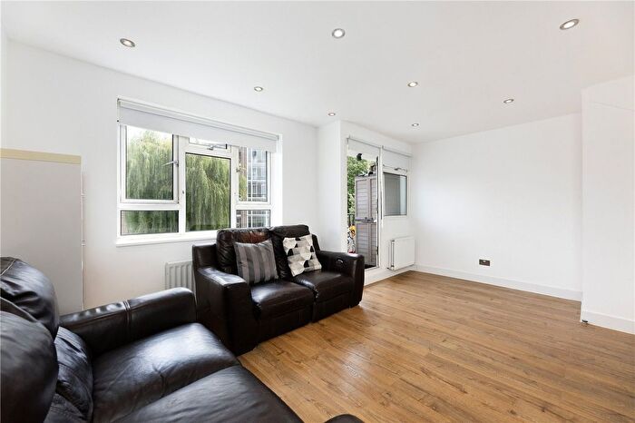 2 Bedroom Flat To Rent In Fauconberg Road, London, W4