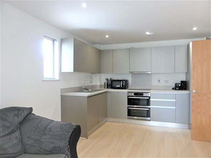 2 Bedroom Flat To Rent In Dyke Road, Brighton, BN1