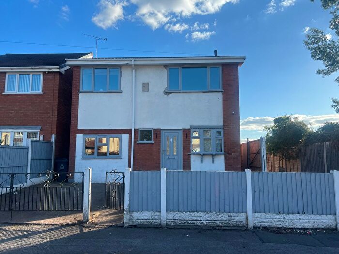 4 Bedroom Property To Rent In Lodge Street, Willenhall, WV12