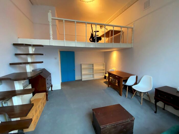 1 Bedroom Flat To Rent In Fairholme Road, London, W14