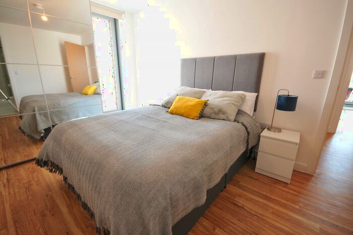 2 Bedroom Flat To Rent In Bedroom Apartment – Michigan Point, Salford Quays, M50