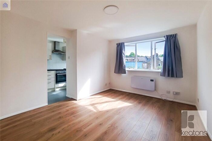 1 Bedroom Flat To Rent In Armoury Road, Deptford, London, SE8
