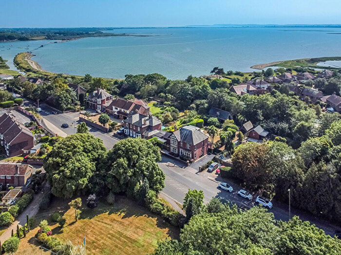 5 Bedroom Detached House For Sale In Langstone, Hampshire, PO9