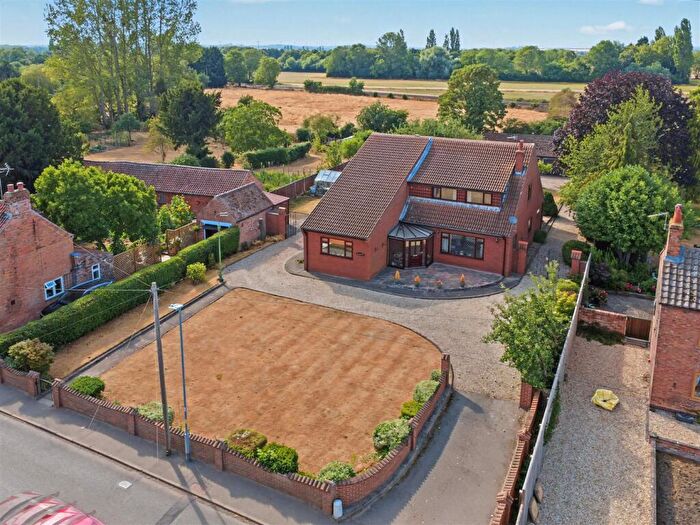 5 Bedroom Detached Bungalow For Sale In Red Roofs, Staythorpe Road, Rolleston, NG23