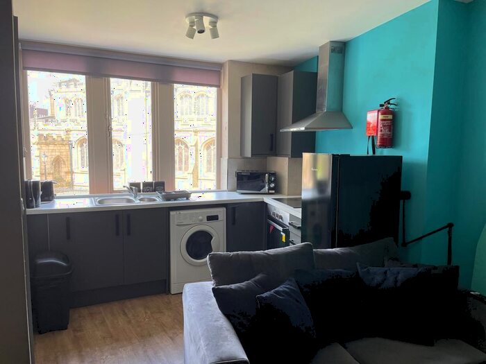 2 Bedroom Flat To Rent In Walgate, Wigan, WN1