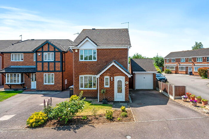 3 Bedroom Detached House For Sale In Stratfield Way, Kettering, NN15