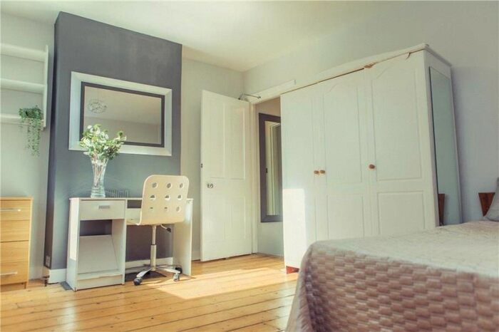 5 Bedroom Terraced House To Rent In Guildford Park Road, Guildford, GU2