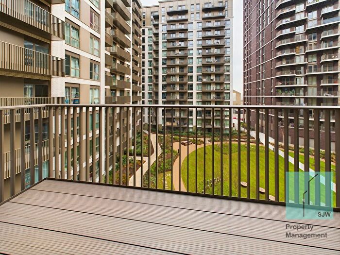 1 Bedroom Flat To Rent In Eden Place, Ellipse House, E16