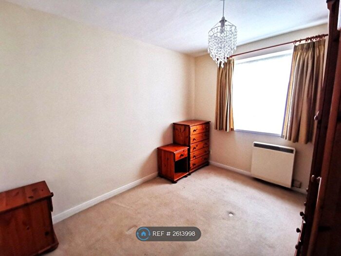 1 Bedroom Flat To Rent In Southcote Road, Reading, RG30