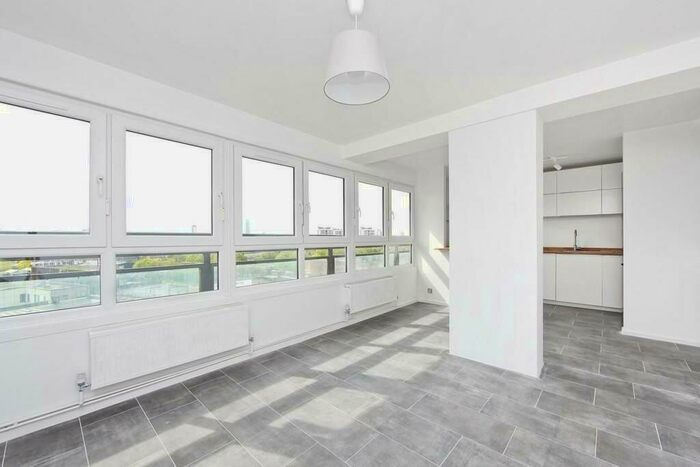 2 Bedroom Flat To Rent In Wyndham Road, Camberwell, SE5