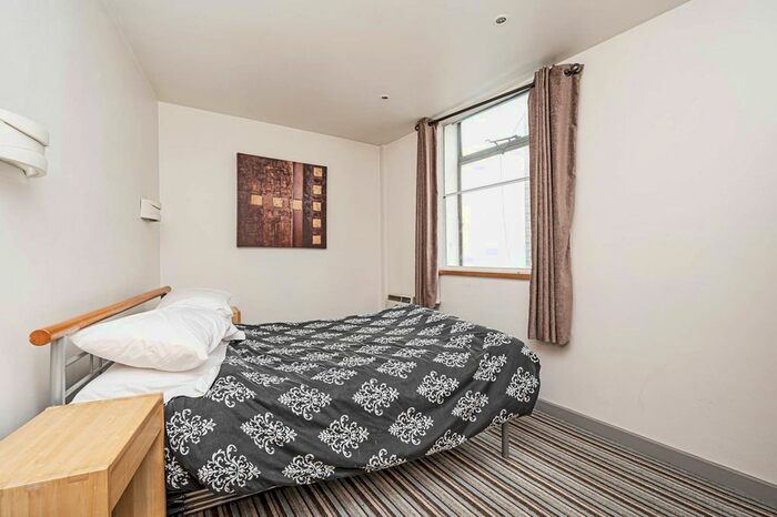 1 Bedroom Flat To Rent In Bishopsgate, Bishopsgate, London, EC2M