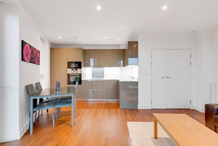 2 Bedroom Apartment For Sale In Victory Parade, Duncombe House, SE18