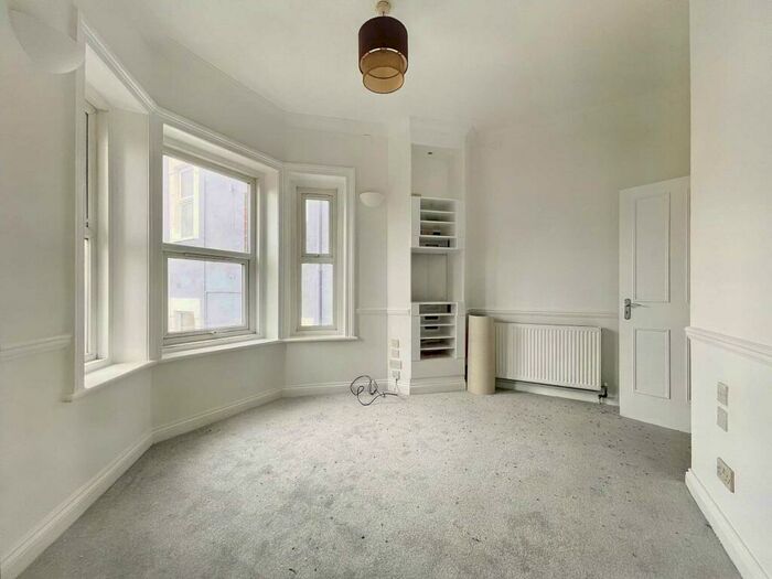 1 Bedroom Apartment To Rent In Bournemouth Town Centre, BH1