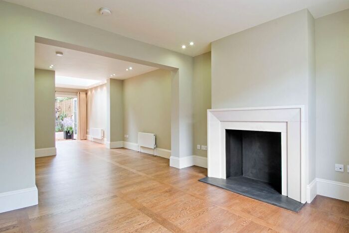2 Bedroom Terraced House To Rent In St Barnabas Street, Belgravia, SW1W