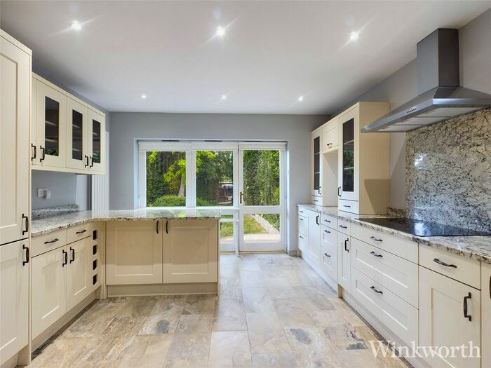 4 Bedroom Detached House To Rent In Clarendon Road, London, Uk, W5