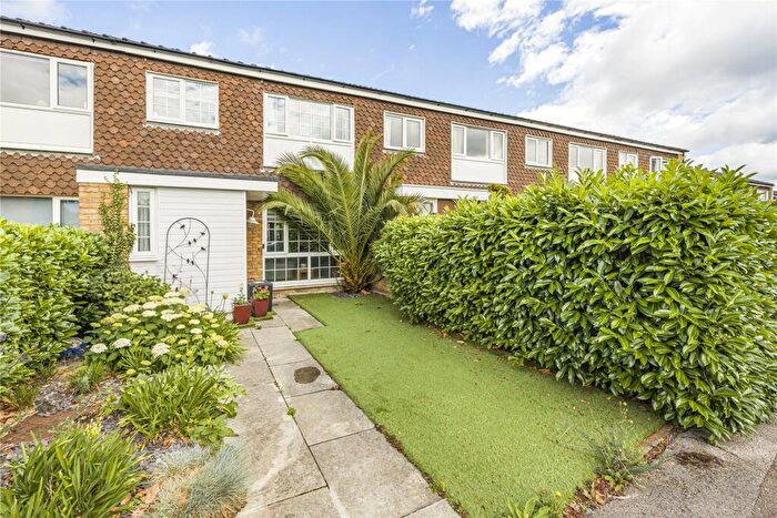 3 Bedroom Terraced House For Sale In Buckingham Gardens, West Molesey, Surrey, KT8