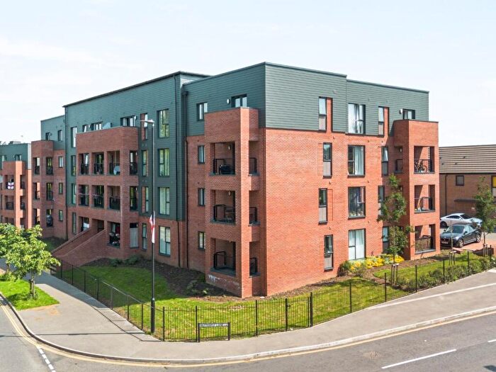 2 Bedroom Apartment For Sale In Hawkfield Road, Bristol, BS13