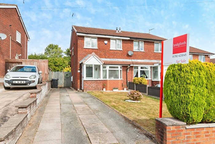 3 Bedroom Semi-Detached House For Sale In Wenlock Close, Newcastle, Staffordshire, ST5