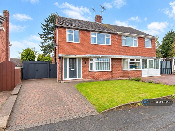 3 Bedroom Semi-Detached House To Rent In Welbeck Road, Radcliffe-On-Trent, Nottingham, NG12