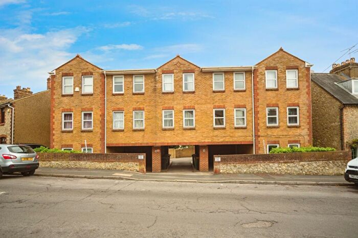 Studio For Sale In Hartnup Street, Maidstone, ME16