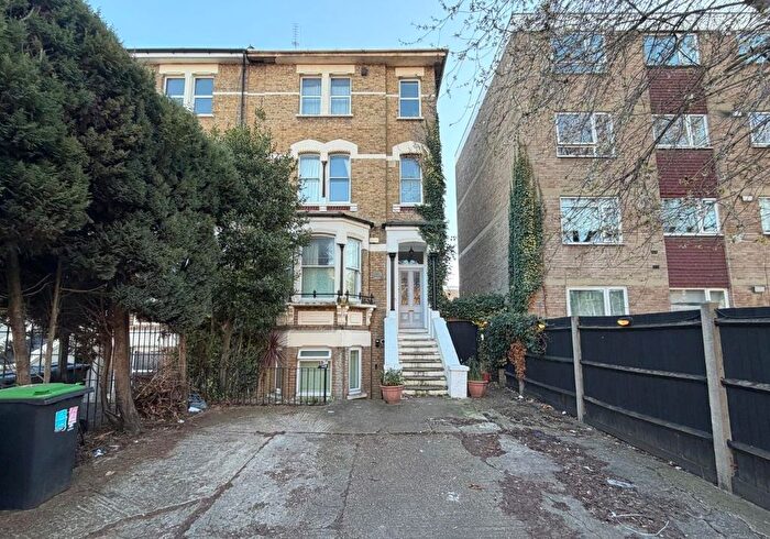 1 Bedroom Flat For Sale In D Lower Addiscombe Road, Croydon, Surrey, CR0