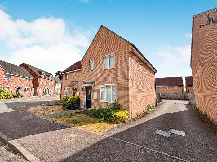 3 Bedroom Semi-Detached House For Sale In Berberis Drive, Red Lodge, IP28