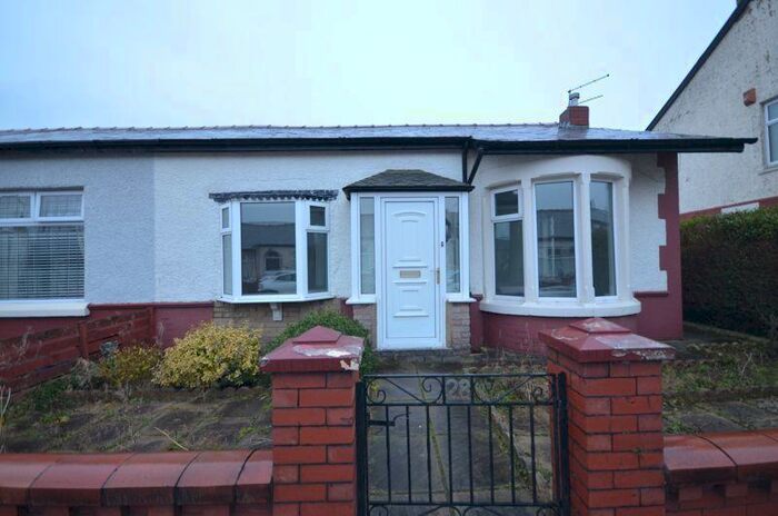2 Bedroom Semi-Detached Bungalow To Rent In Kings Road, Accrington, BB5