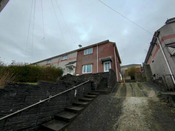 3 Bedroom Property To Rent In Ceri Road, Townhill, Swansea, SA1