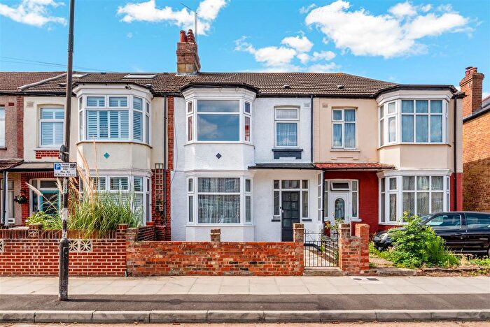 3 Bedroom Property To Rent In Framfield Road, Mitcham, CR4