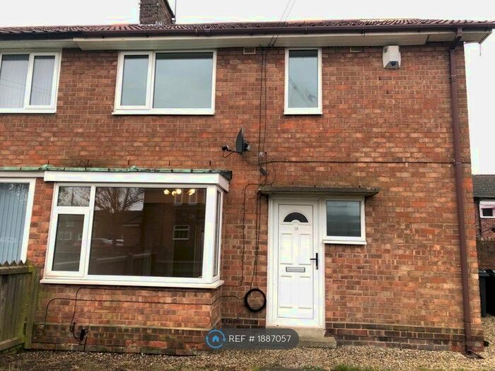 2 Bedroom End Of Terrace House To Rent In Lingfield Green, Darlington, DL1