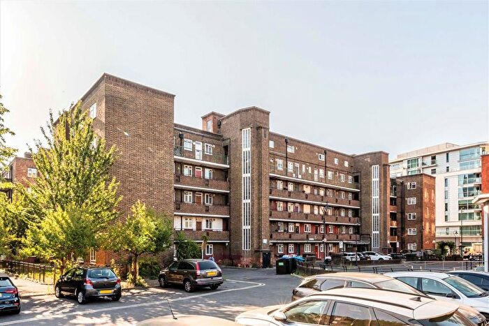 3 Bedroom Flat To Rent In Tabard Garden Estate, Borough, SE1