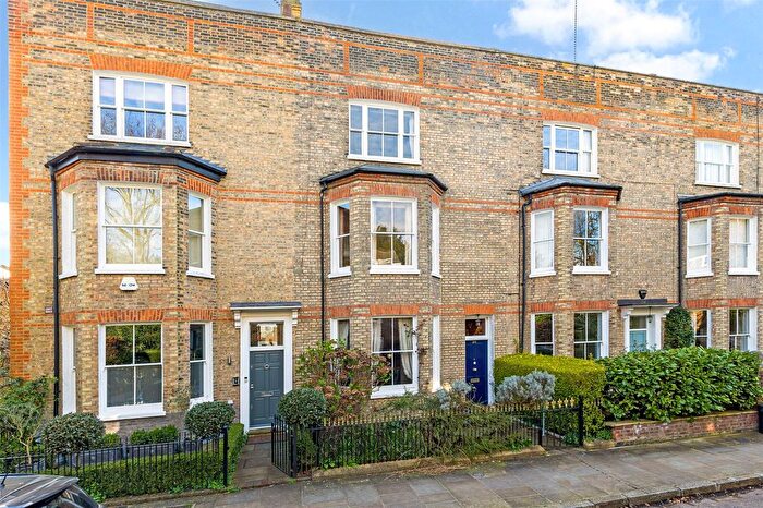 3 Bedroom Detached House For Sale In Montpelier Row, Twickenham, TW1