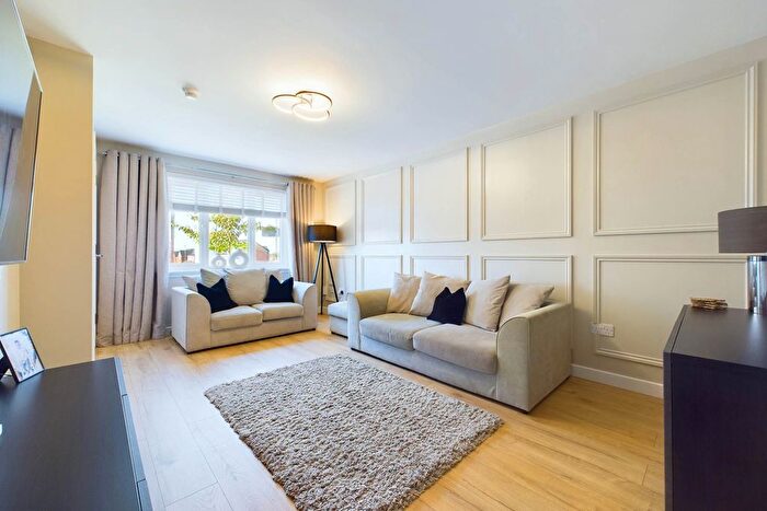 4 Bedroom Detached House For Sale In Todhills Place, Cumbernauld, G68